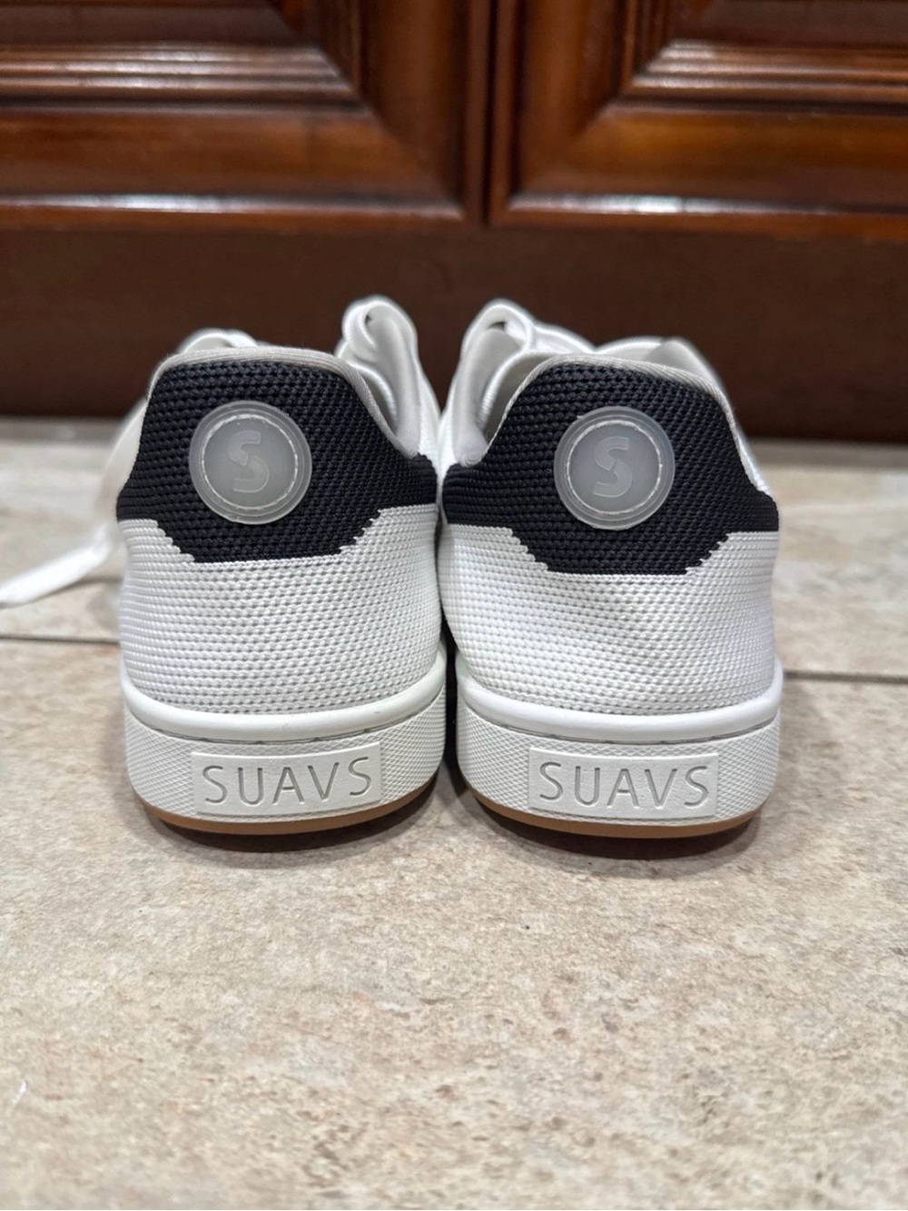 Suavs The Original Sneaker Women’s Size 7 - Picture 3 of 9